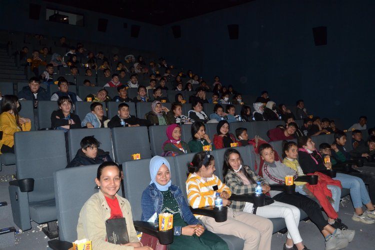 Gaziantepte 5 bin öğrenciye ücretsiz sinema 
