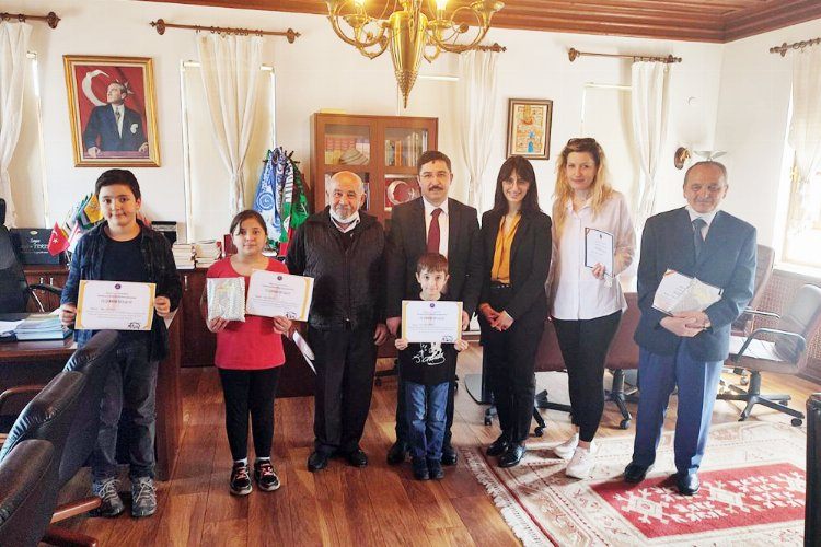 Mudanyada en çok kitap okudular, teşekkürü kaptılar