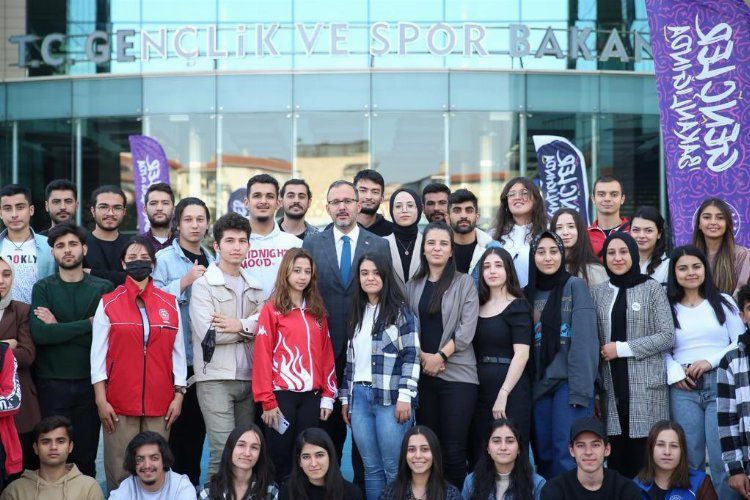 GSBnin Nisan ayı burs ve kredileri hesaplara yatırılıyor