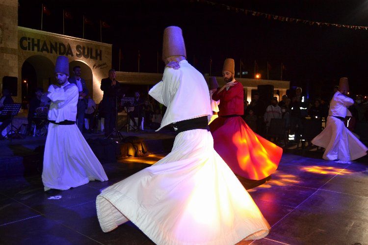 Aydın Didimde semazenli iftar 
