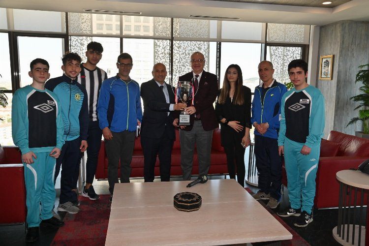Sağırspordan Manisa Büyükşehire ziyaret 