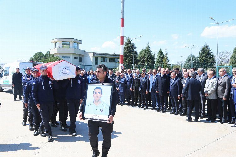 Şehit memur Bursadan Ağrıya uğurlandı