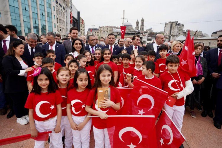 İstanbulda 23 Nisan coşkusu 