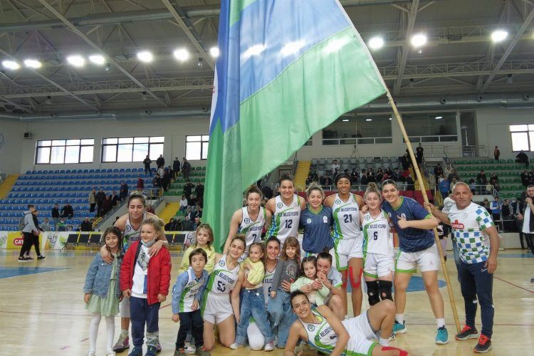 Rize Belediyespor Yalova’yı potada mağlup etti