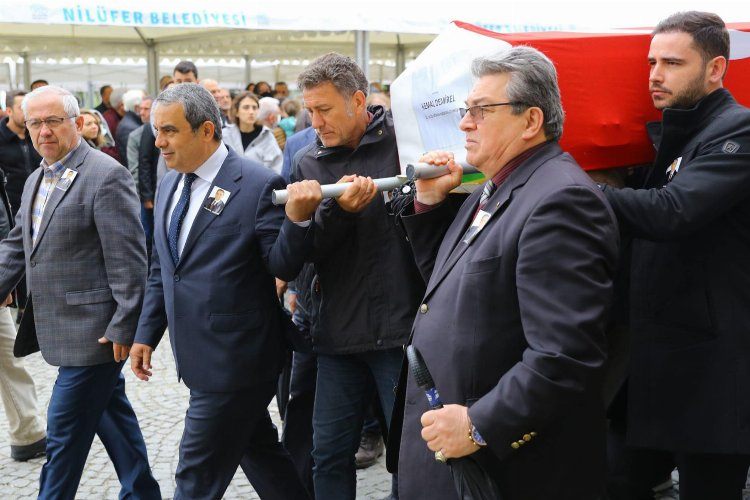 CHPli Kemal Demirel Bursada son yolculuğuna uğurlandı