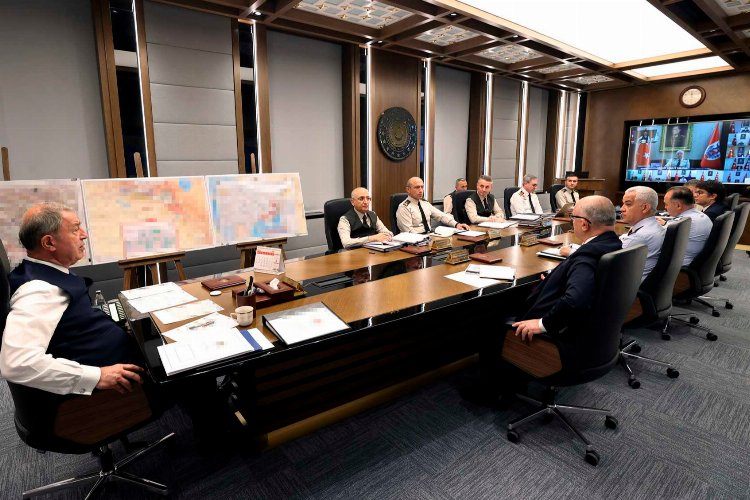 Bakan Akardan komutanlara Pençe talimatı