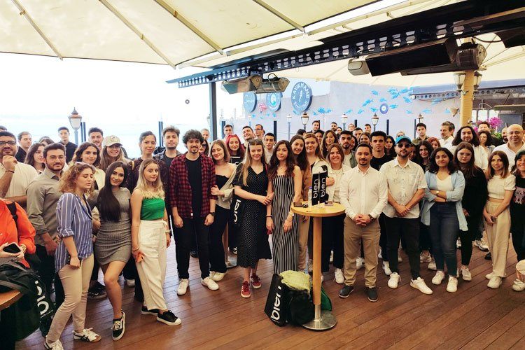 İstanbulda iç mimarlık öğrencileri sektörün profesyonelleriyle buluştu