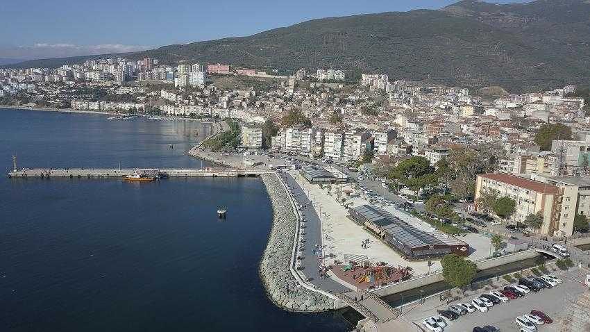 Gemlik Zeytin Dalı Meydanı, hizmete açıldı
