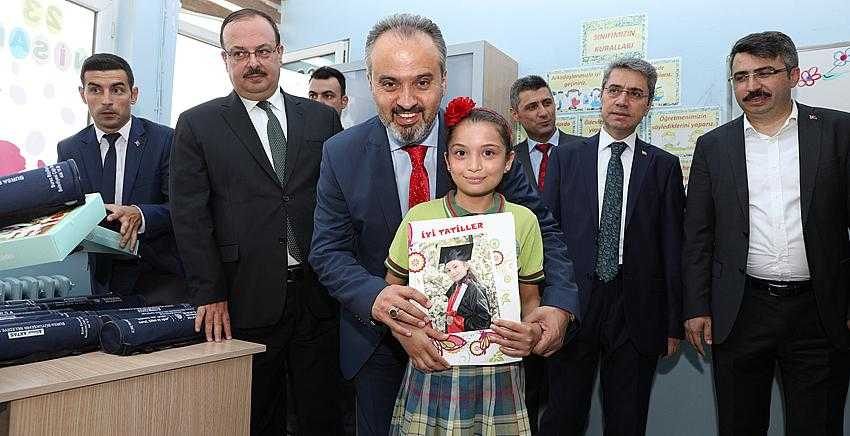 Alinur Aktaş