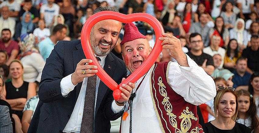 Yaz spor okullarına renkli mezuniyet