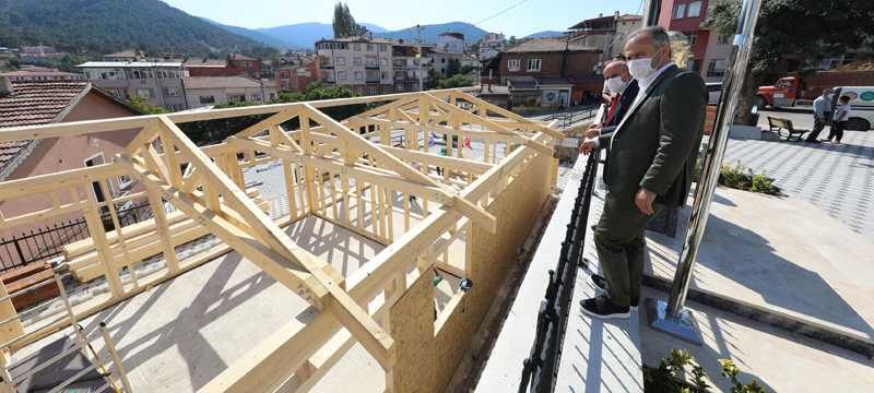 Büyükorhan, meydanına kavuşuyor