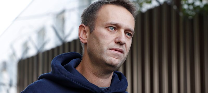 Rus muhalif Navalny, ziyaretçi kabul etmeye başladı