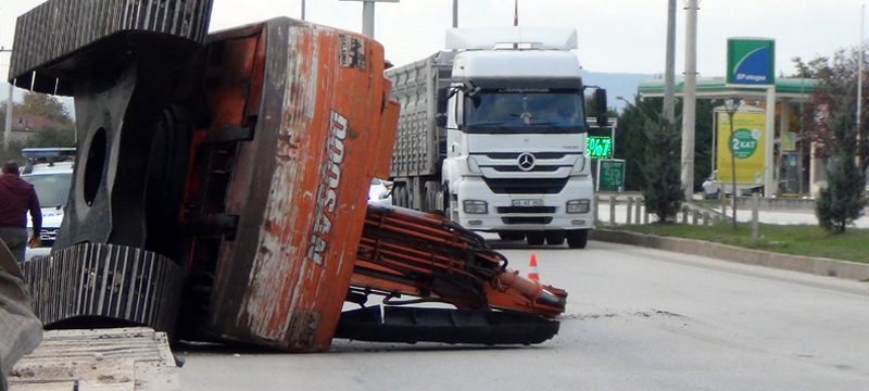 Bursa Ankara yolunda facianın eşiğinden dönüldü