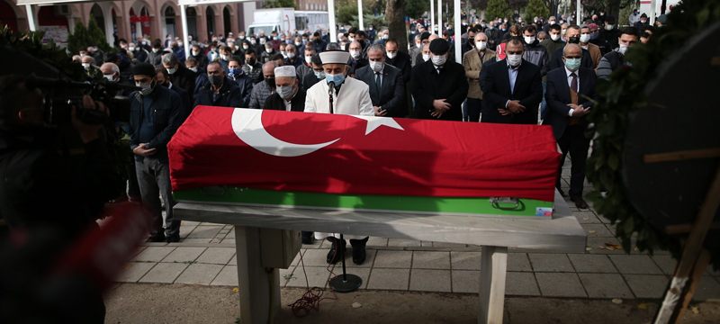 Efsane güreşçi Reşit Karacabak son yolculuğuna uğurlandı