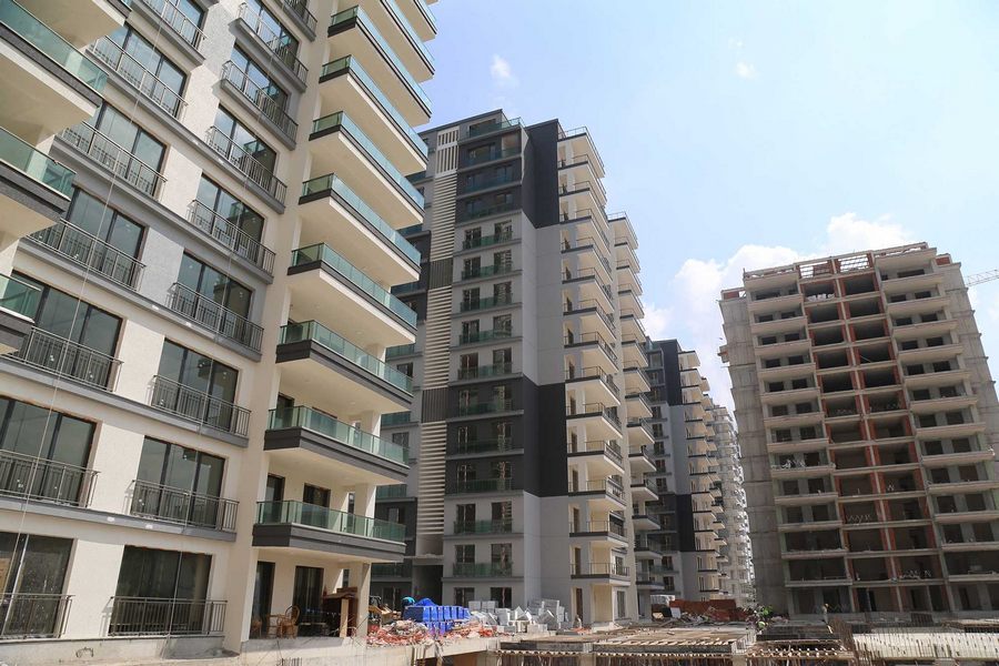 Büyükşehir riskli 4 bin binayı yıktı