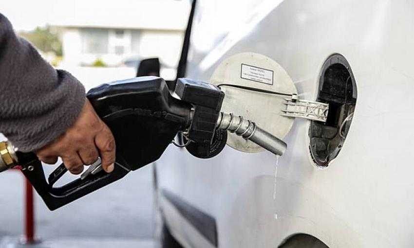 Motorin ve benzine büyük zam!