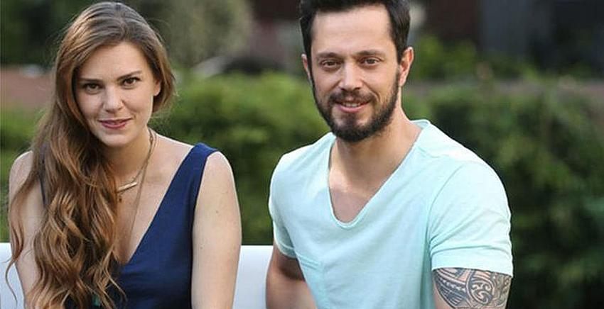 Ünlü çiftten beklenen haber geldi!