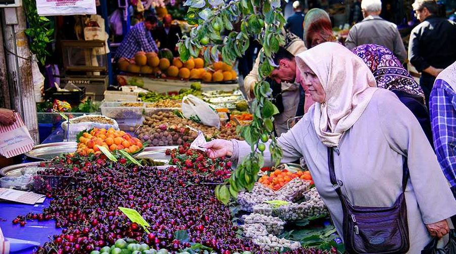 Bursa pazarlarında Ramazan hareketliliği...