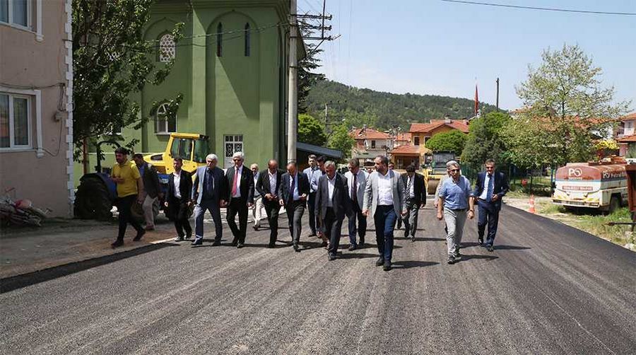 Dağ yöresine sıcak asfalt!