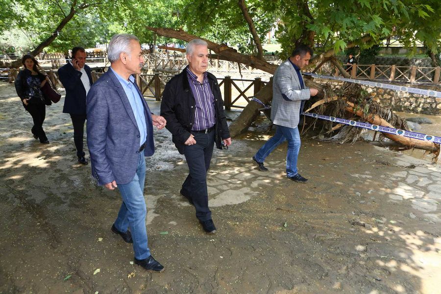Bozbey selden zarar gören Misi’de incelemelerde bulundu