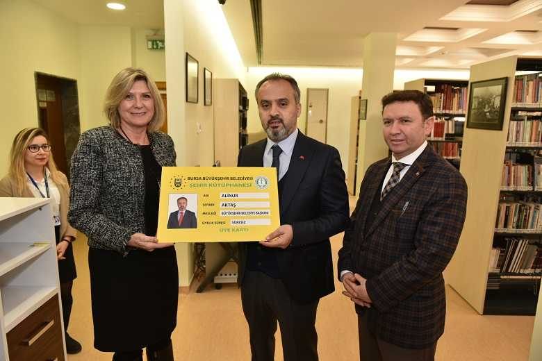 Setbaşı Kütüphanesi yenilenen yüzüyle hizmette