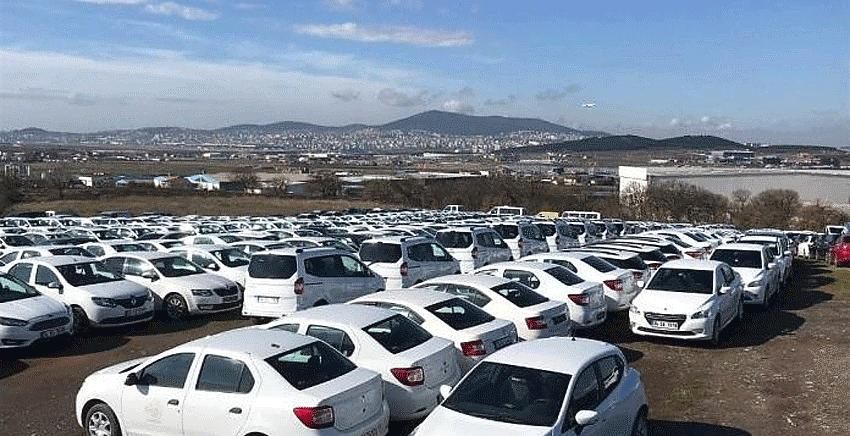 Dev şirket iflas etti! 26 bin aracı yarı fiyatına satışa çıkardı