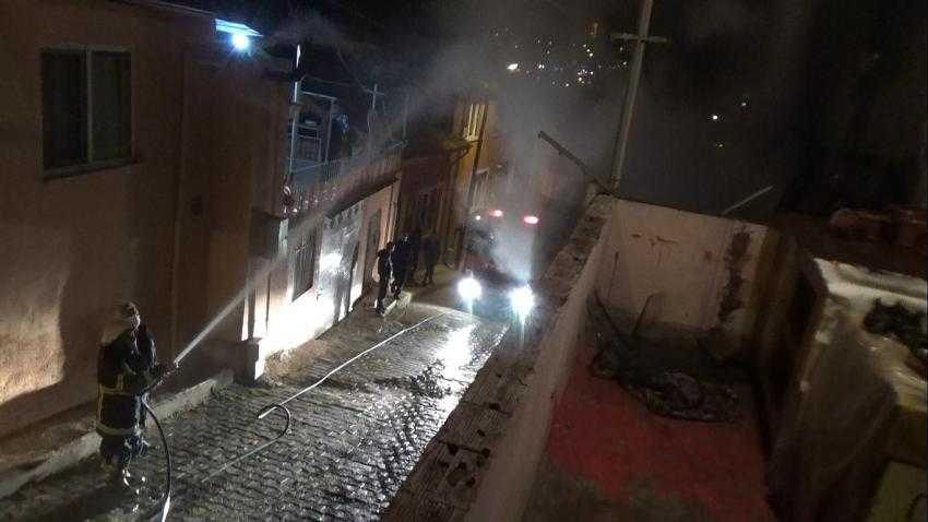 Amasya’da kokutan odunluk yangını