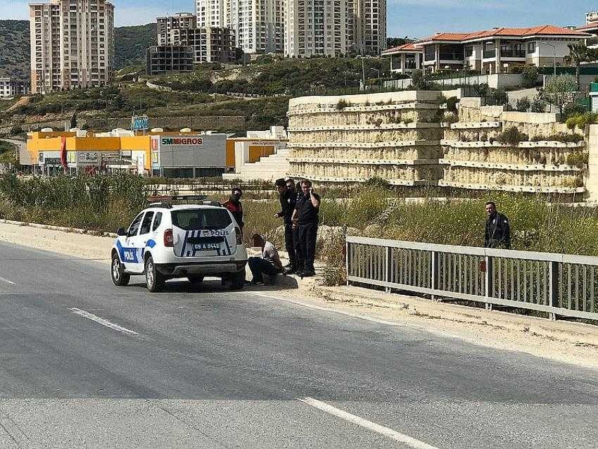 Motosiklet hırsızı suçüstü yakalandı
