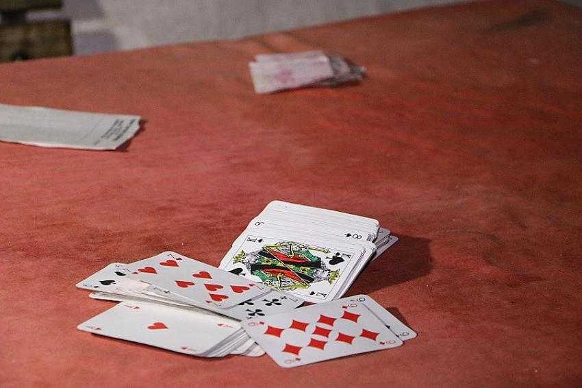 Kahramanmaraş’ta kumarbazlara gece baskını
