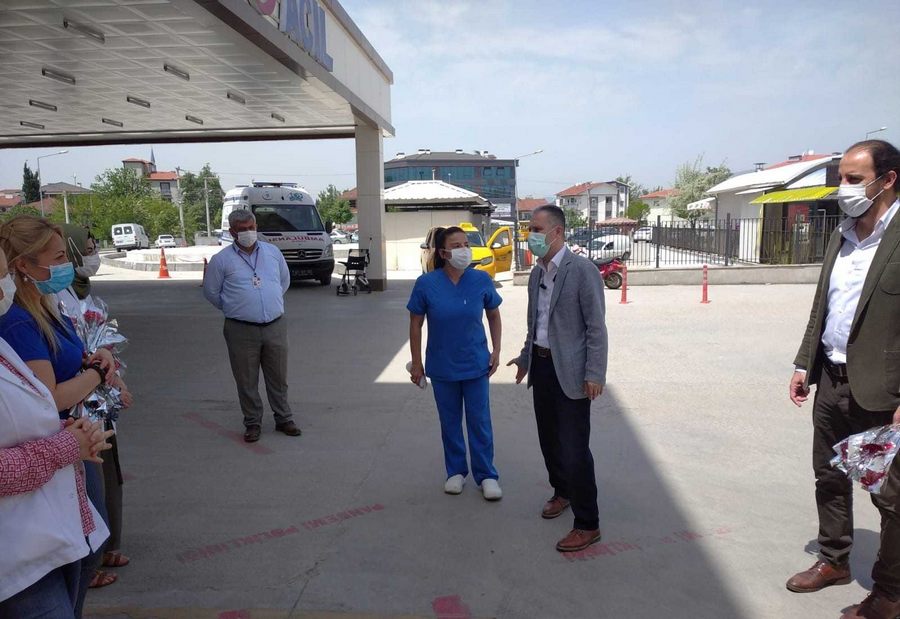 Sağlık Müdürü Yılmaz’dan hemşirelere özel ziyaret