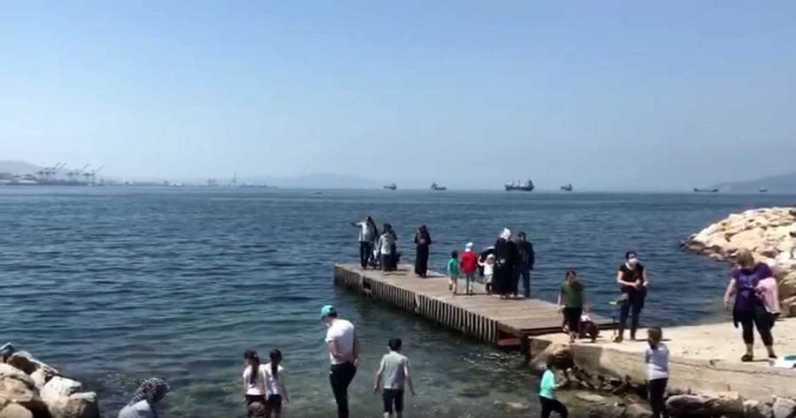 Bursa’nın sahil şeridi çocuklarla doldu taştı