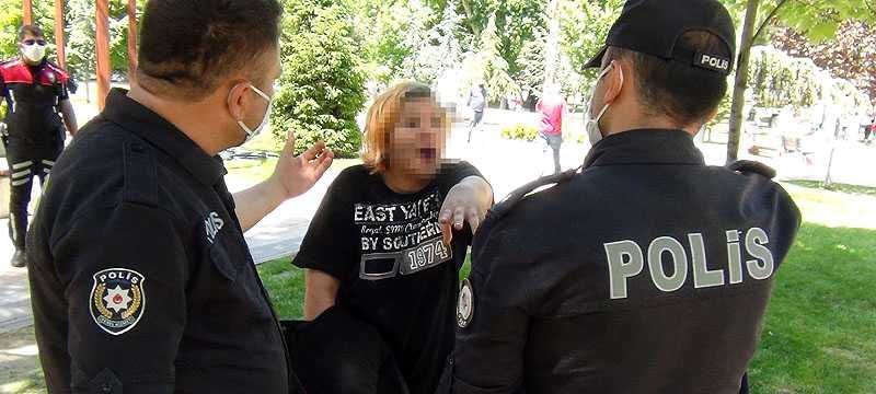 İzin bitti, çocuklar parklardan polis nezaretinde çıkarıldı
