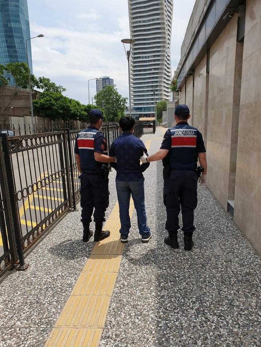 İzmir’de motosiklet hırsızlarına suçüstü