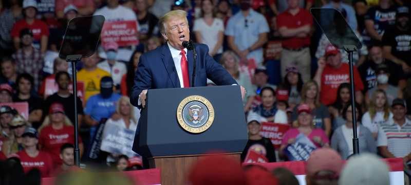 Trump: Covid-19 testlerini yavaşlatmaları gerektiğini söyledim