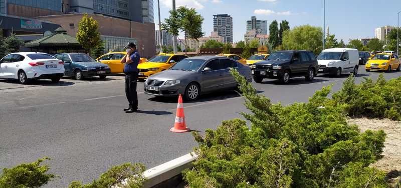 Başkent’te şüpheli paket alarmı