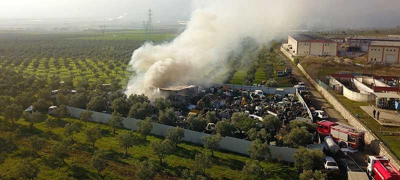 Bursa’da geri dönüşüm fabrikasında korkutan yangın