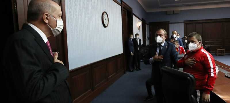 Erdoğan, engelli vatandaşlarla bir araya geldi