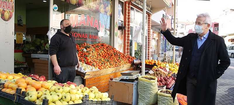 Başkan Erdem’den esnafa moral ziyareti