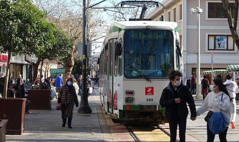 Bursa’da nostaljik tramvay çalışmaya başladı