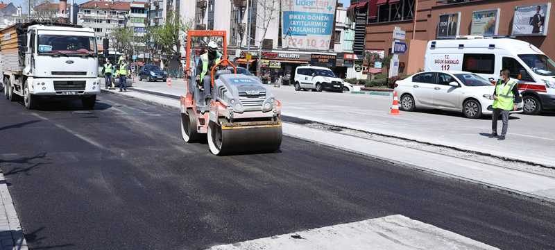 Tramvay yolunda hummalı çalışma