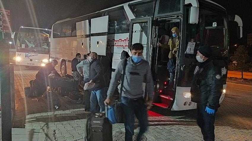 Sırbistan’dan getirilen 94 Türk vatandaşı Kütahya’da yurtlara yerleştirildi