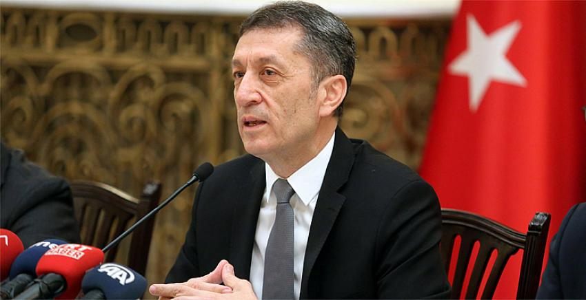 Milli Eğitim Bakanı Selçuk yeni gelişmeyi duyurdu