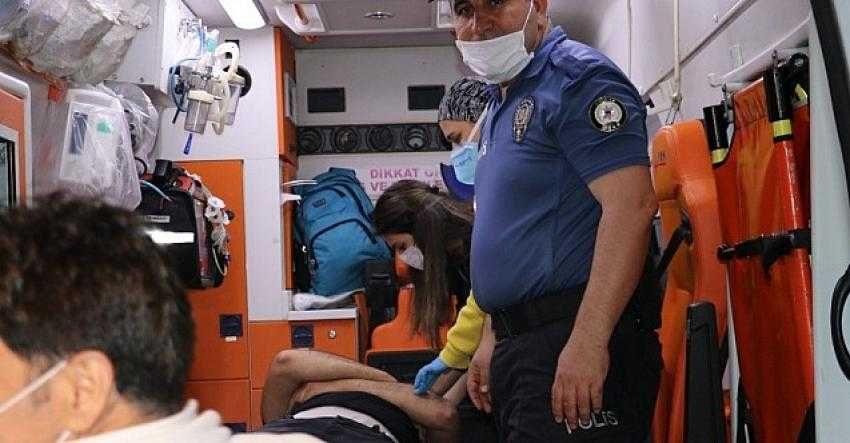 Başkent’te otomobil park halindeki kamyona çarptı: 1 yaralı