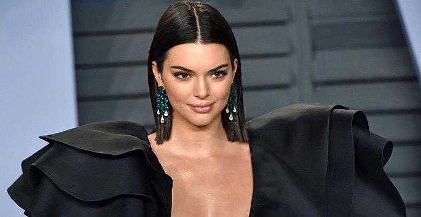 Kendall Jenner sosyal medya akımına uydu