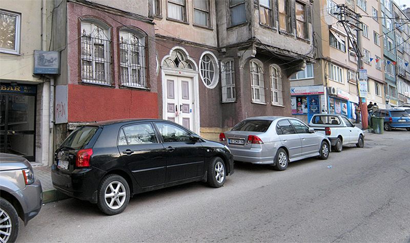 İpekçilik Caddesi, araç trafiğine kapatılıyor