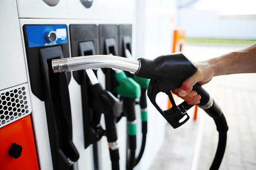 Araç sahiplerine kötü haber! Benzine büyük zam geliyor