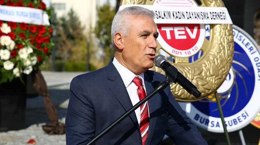 Bozbey: Cumhuriyette ısrar özgürlüklerimizde ısrardır