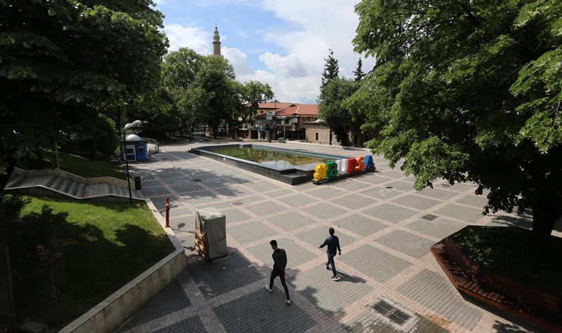 Bursalı fotoğrafçı şehrin tarihi bayramını arşivledi