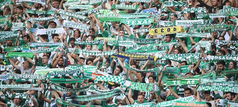  Bursaspor ve Akhisarspor taraftarından TFF