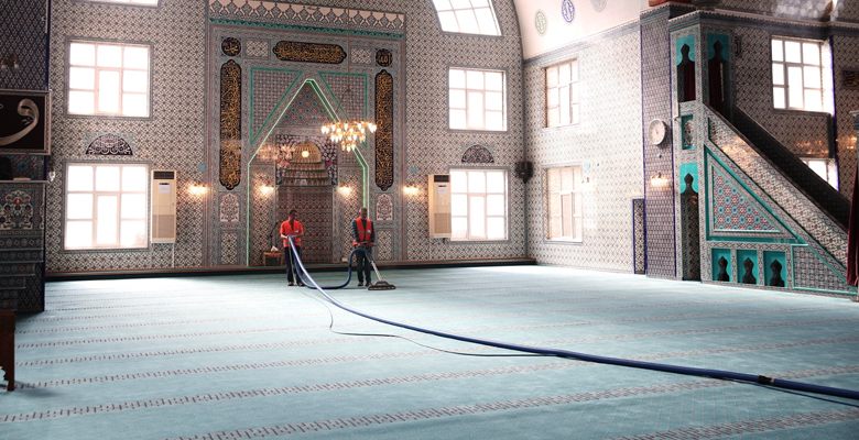 Nilüfer’de ibadethaneler temizleniyor